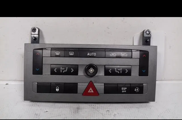 Commande de chauffage Peugeot 407 (6D_) 2.0 (6drfnb, 6drfne) (2004-2005) occasion — photo 4