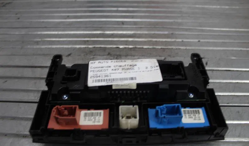 Commande de chauffage PEUGEOT 407 PHASE 1 occasion — photo 2