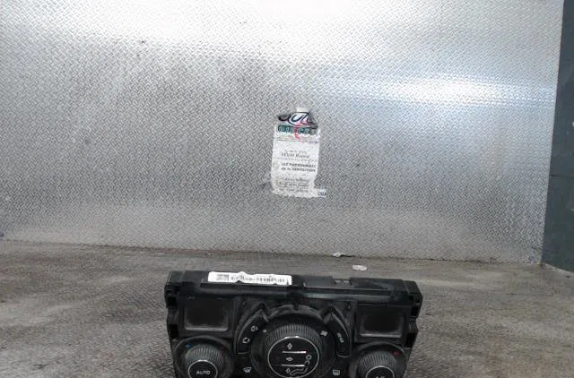 Commande de chauffage PEUGEOT 5008 1  5008 1 PHASE 1 occasion — photo 2