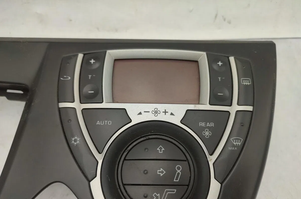 Commande de chauffage PEUGEOT 807 occasion — photo 2