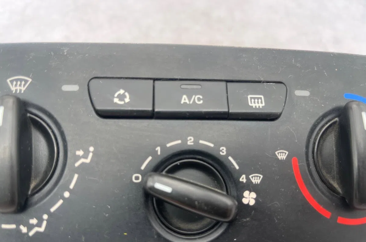 Commande de chauffage PEUGEOT EXPERT 2 occasion — photo 2