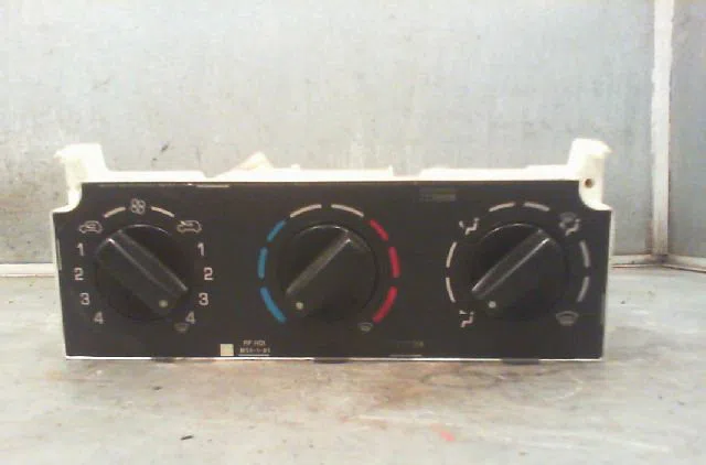 Commande de chauffage PEUGEOT PARTNER 2008 occasion — photo 3