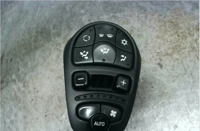 Commande de chauffage Renault AVANTIME (DE0_) 2.2 dci (de01) (2002-2003) occasion — photo 4