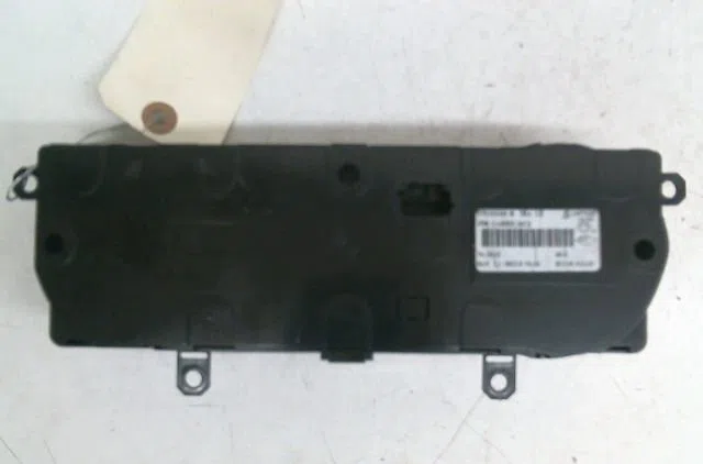 Commande de chauffage RENAULT CAPTUR occasion — photo 2