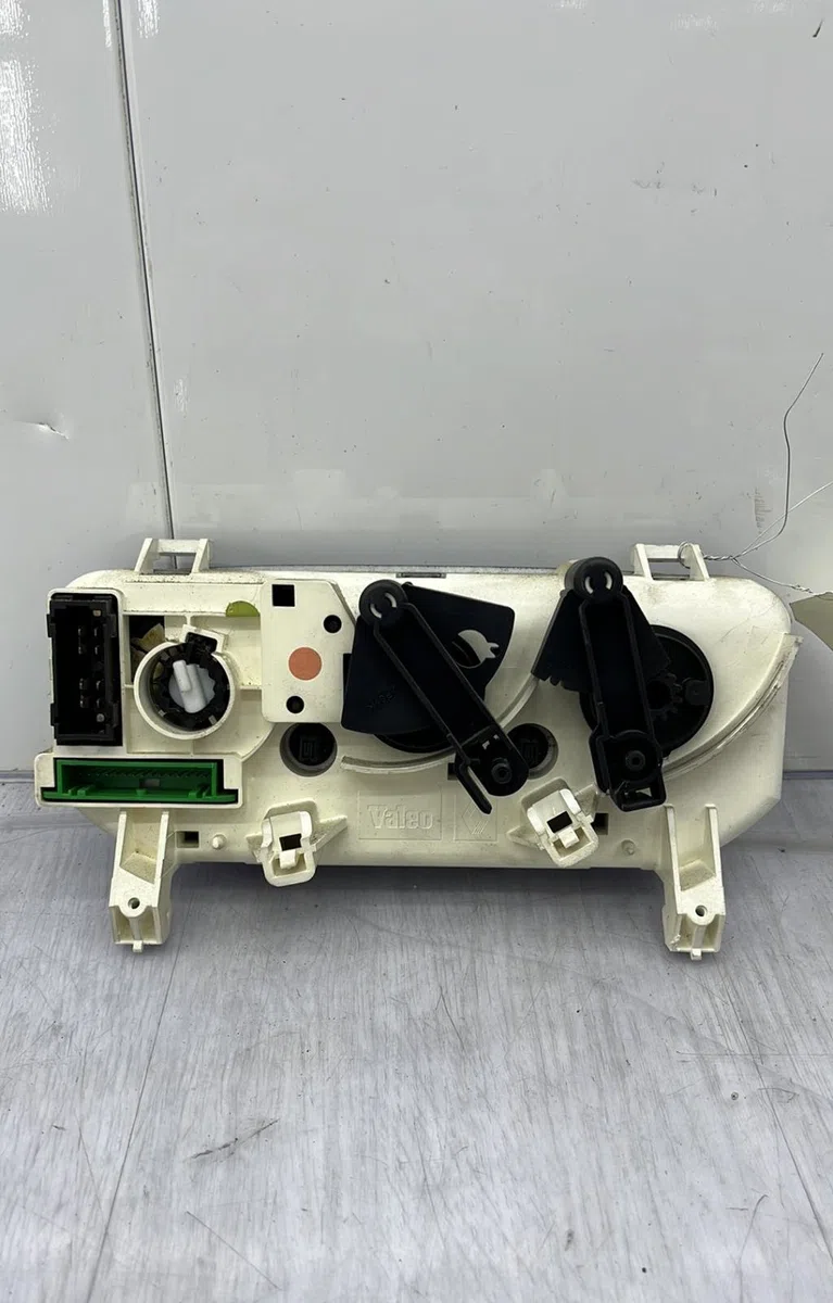 Commande de chauffage RENAULT CLIO 2 PHASE 1 occasion