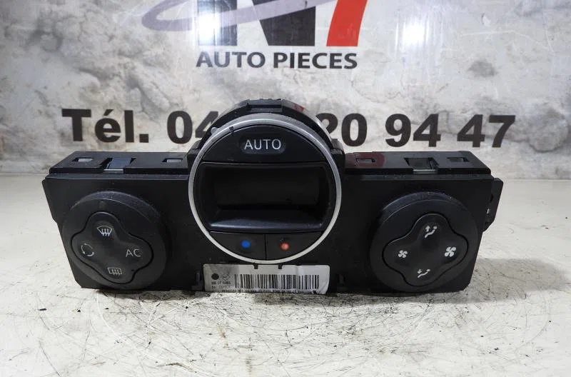 Commande de chauffage RENAULT CLIO 3 PHASE 1 occasion — photo 3