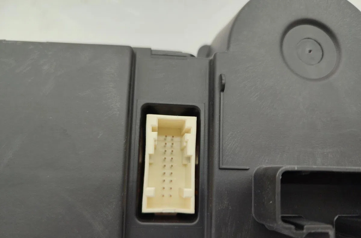 Commande de chauffage RENAULT CLIO 3 PHASE 2 BREAK occasion — photo 3