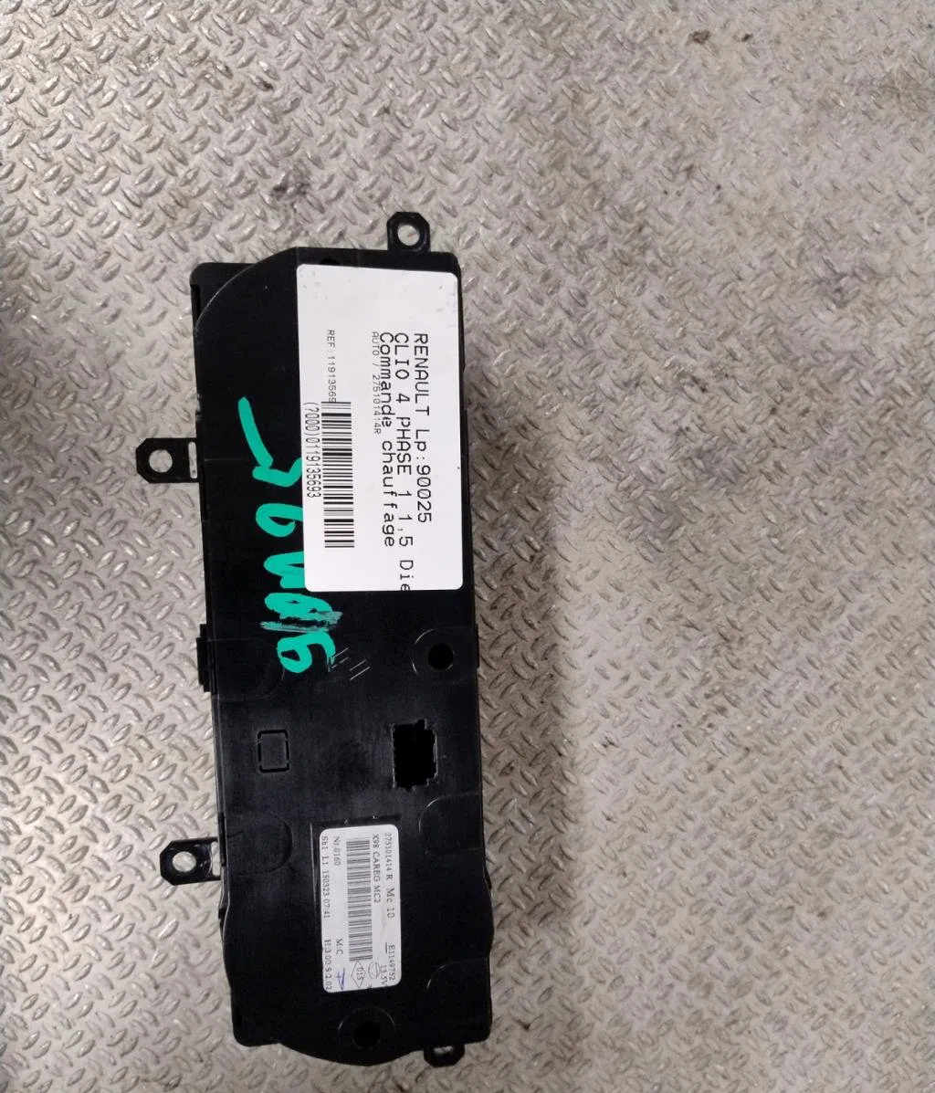 Commande de chauffage RENAULT CLIO 4  CLIO 4 PHASE 1 occasion — photo 2