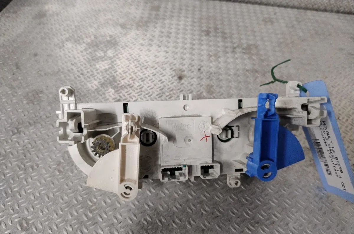 Commande de chauffage RENAULT CLIO 4  CLIO 4 PHASE 1 occasion