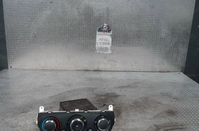 Commande de chauffage RENAULT CLIO 4  CLIO 4 PHASE 1 occasion — photo 2