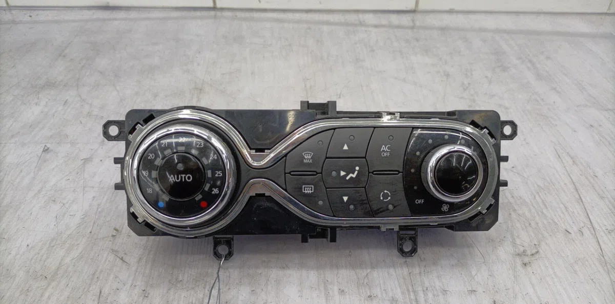 Commande de chauffage RENAULT CLIO 4 PHASE 1 occasion — photo 3