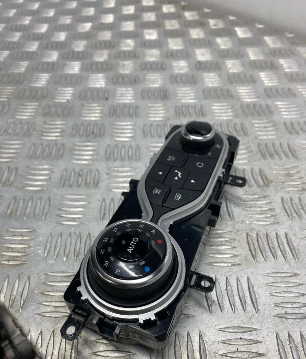 Commande de chauffage RENAULT CLIO 4 PHASE 2 occasion