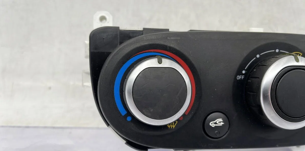 Commande de chauffage RENAULT CLIO 4 PHASE 2 occasion