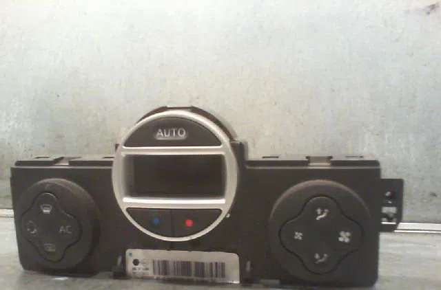 Commande de chauffage Renault CLIO III (BR0-1, CR0-1) 2.0 16v sport (cr0n, cr1p) (2006-2012) occasion