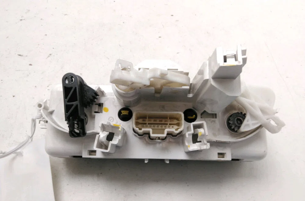 Commande de chauffage Renault CLIO III Grandtour (KR0-1_) 1.5 dci (kr0f) (2007-2012) 5 portes occasion — photo 2