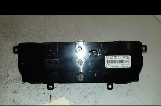 Commande de chauffage Renault CLIO IV (BH_) 0.9 tce 90 (2012) 5 portes occasion — photo 2