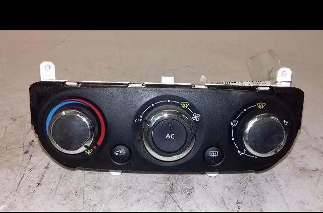 Commande de chauffage Renault CLIO IV (BH_) 0.9 tce 90 (2012) 5 portes occasion — photo 3