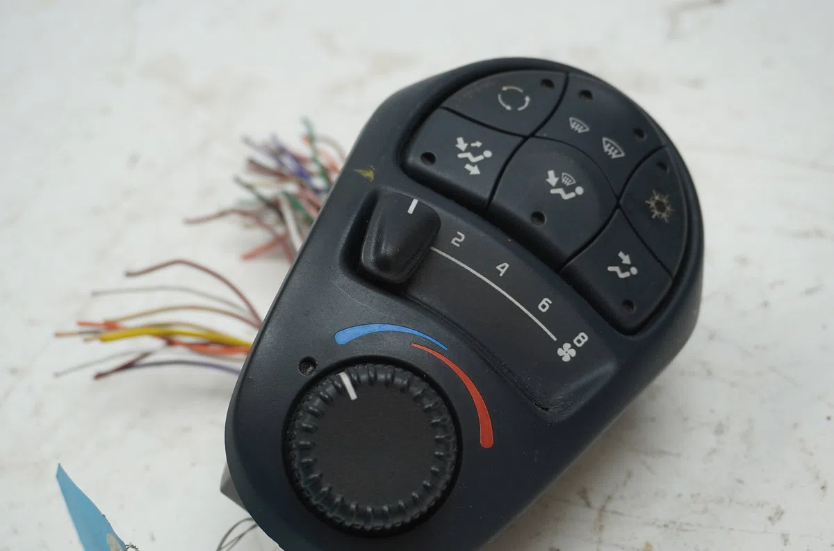 Commande de chauffage Renault ESPACE III (JE0_) 2.0 (je0a) (1996-2000) occasion — photo 2