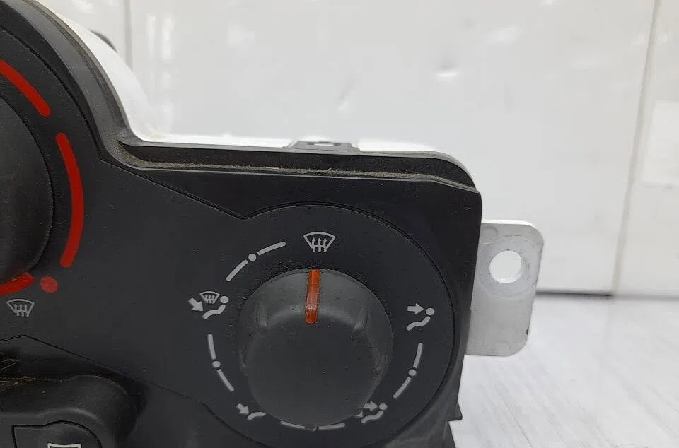 Commande de chauffage RENAULT KANGOO 2 PHASE 1 occasion — photo 2