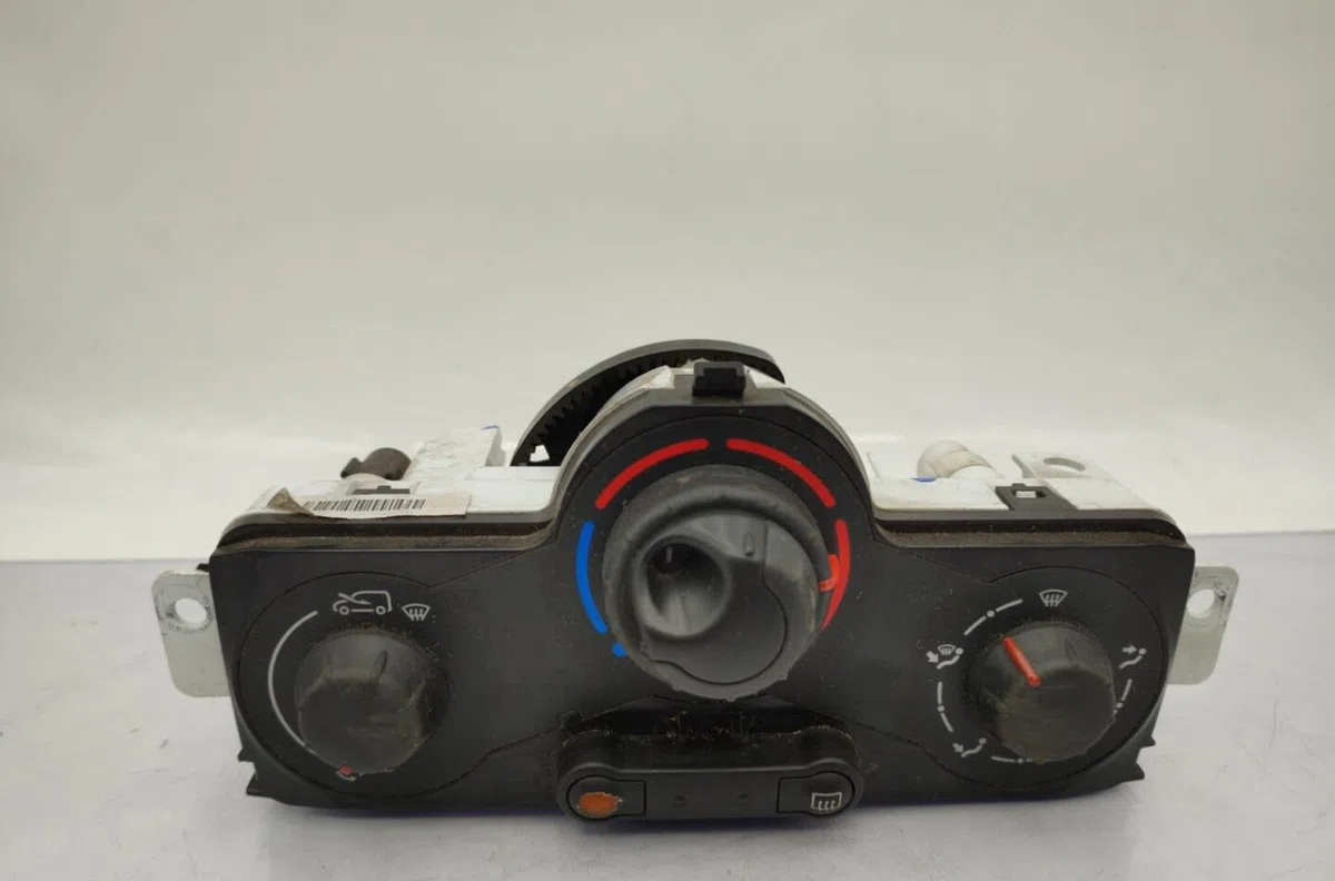 Commande de chauffage RENAULT KANGOO 2 PHASE 1 occasion — photo 2