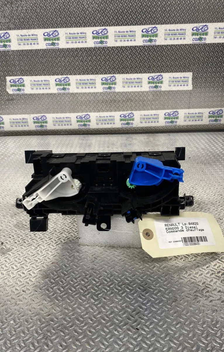 Commande de chauffage RENAULT KANGOO 3  KANGOO 3 occasion — photo 2