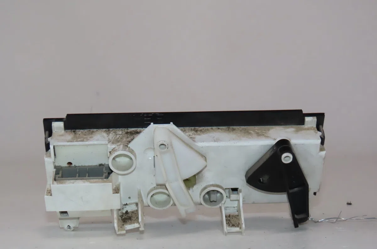 Commande de chauffage Renault KANGOO Express (FC0-1_) 1.5 dci (fc07, fc1r) (2001) 4 portes occasion — photo 4