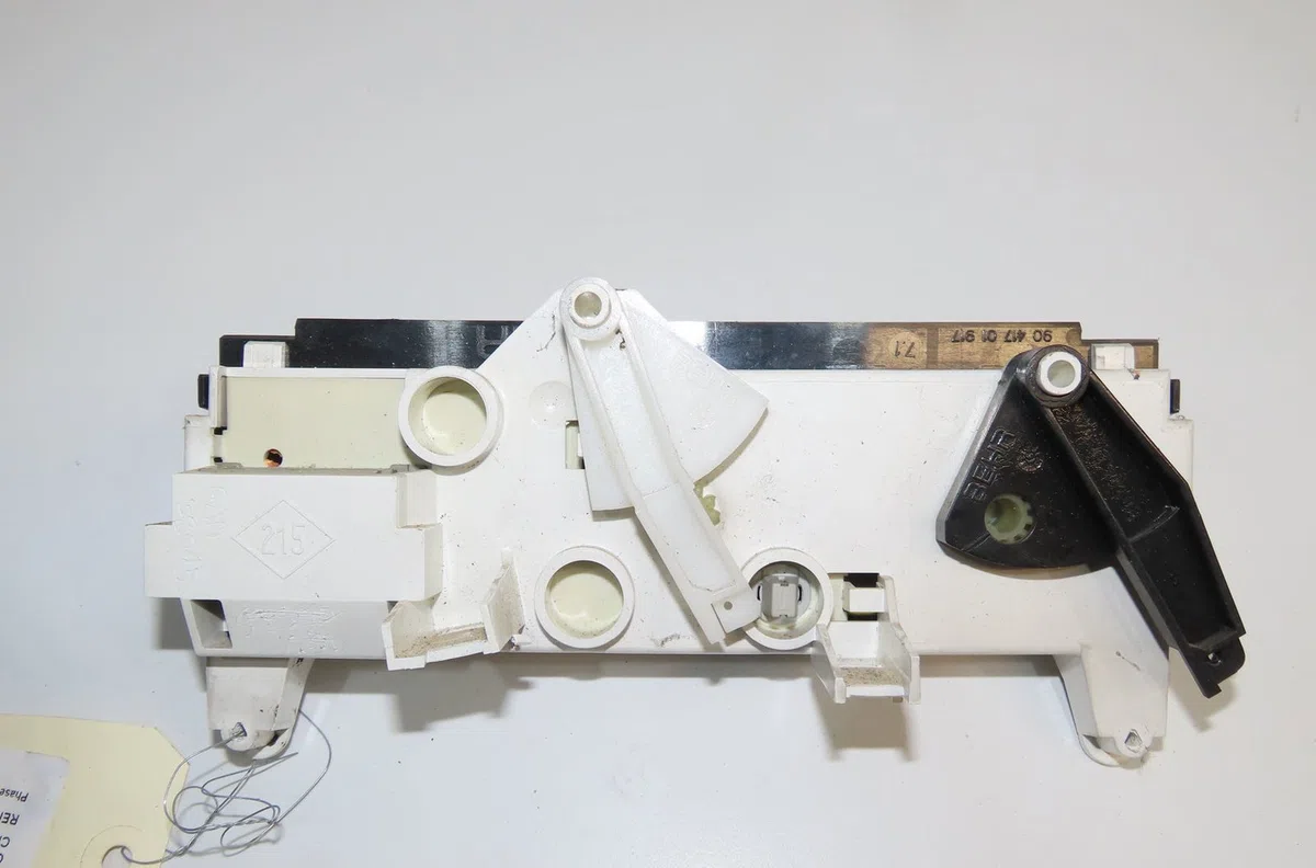 Commande de chauffage Renault KANGOO Express (FC0-1_) D 65 1.9 (fc0e, fc02, fc0j, fc0n) (1997) 4 portes occasion — photo 2