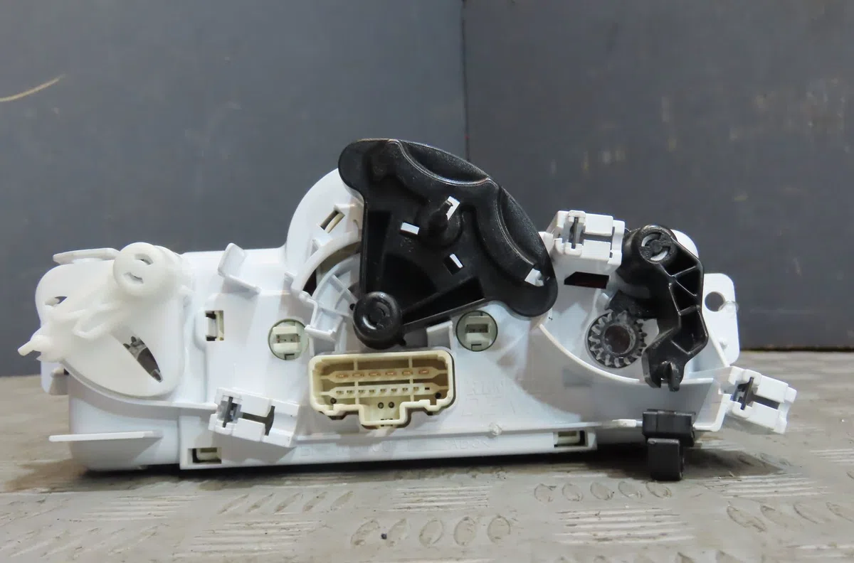 Commande de chauffage Renault KANGOO Express (FW0-1_) 1.5 dci 110 (fw06, fw12) (2013) occasion — photo 2