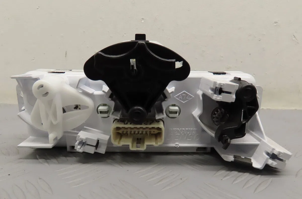 Commande de chauffage Renault KANGOO Express (FW0-1_) 1.5 dci 90 (fw0g, fw05, fw08, fw11) (2009) 4 portes occasion