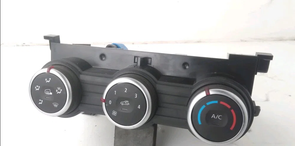 Commande de chauffage Renault KANGOO III Camionnette-Monospace 1.5 blue dci 95 (fjab) (2021) occasion