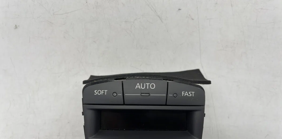 Commande de chauffage RENAULT LAGUNA 3 PHASE 2 occasion — photo 2