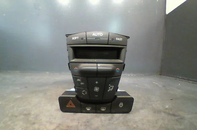 Commande de chauffage Renault LAGUNA Coupé (DT0-1) 2.0 dci (dt01, dt08, dt09, dt0k, dt12, dt1c, dt1d, dt1m,... (2008-2015) 2 por occasion — photo 3