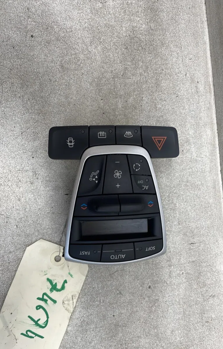 Commande de chauffage Renault LAGUNA III (BT0-1) 2.0 dci (bt01, bt08, bt09, bt0e, bt0k, bt12, bt1c, bt1d,... (2007-2015)
