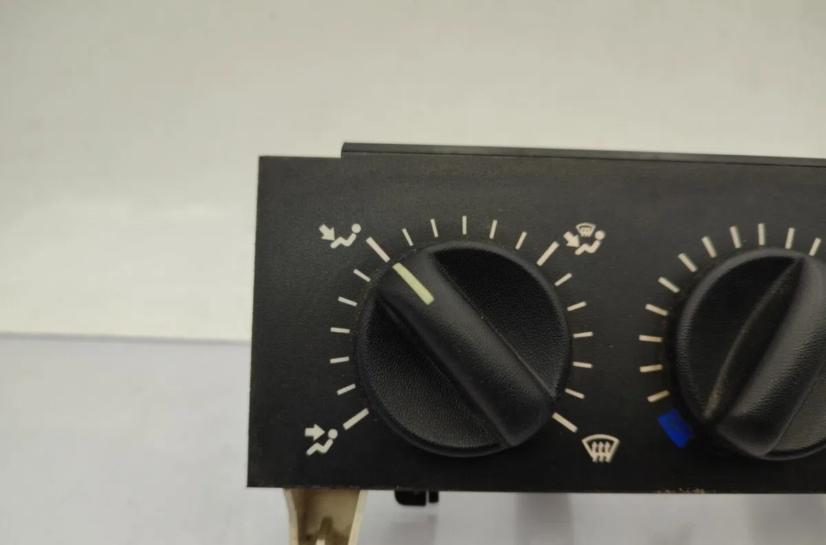 Commande de chauffage RENAULT MASTER 2 PHASE 1 occasion — photo 2