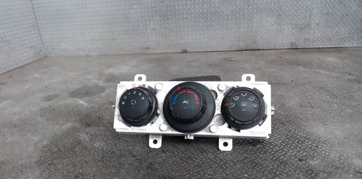 Commande de chauffage RENAULT MASTER 3  MASTER 3 PHASE 1 occasion — photo 2