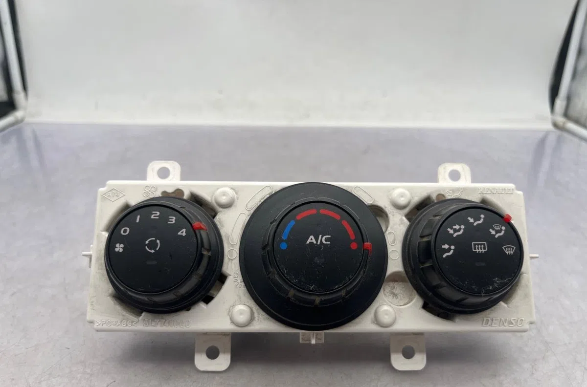 Commande de chauffage RENAULT MASTER 3 PHASE 2 occasion — photo 2