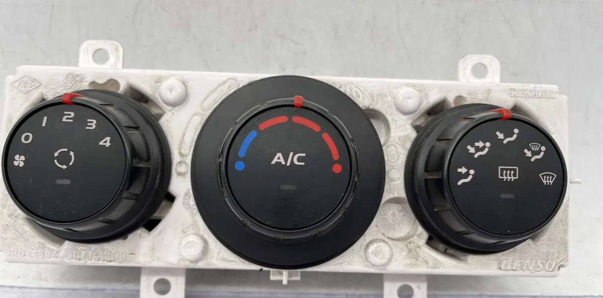 Commande de chauffage RENAULT MASTER 3 PHASE 2 occasion — photo 3