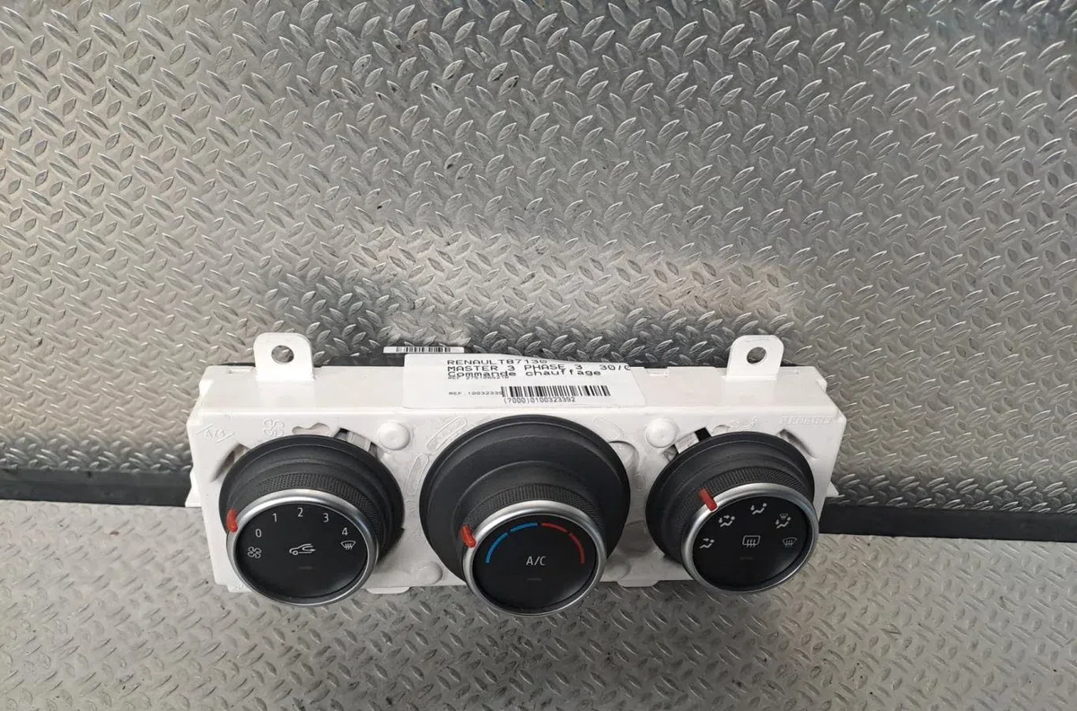 Commande de chauffage RENAULT MASTER 3 PHASE 3 occasion — photo 2