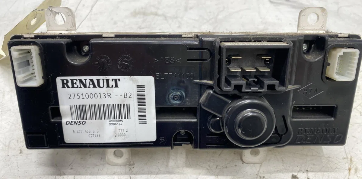 Commande de chauffage Renault MASTER III Camionnette (FV) 2.3 dci 100 fwd (fv0a, fv0b, fv0g, fv0k, fv0h) (2010) occasion — photo 2