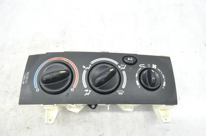 Commande de chauffage RENAULT MEGANE 1 PHASE 2 COUPE occasion — photo 3