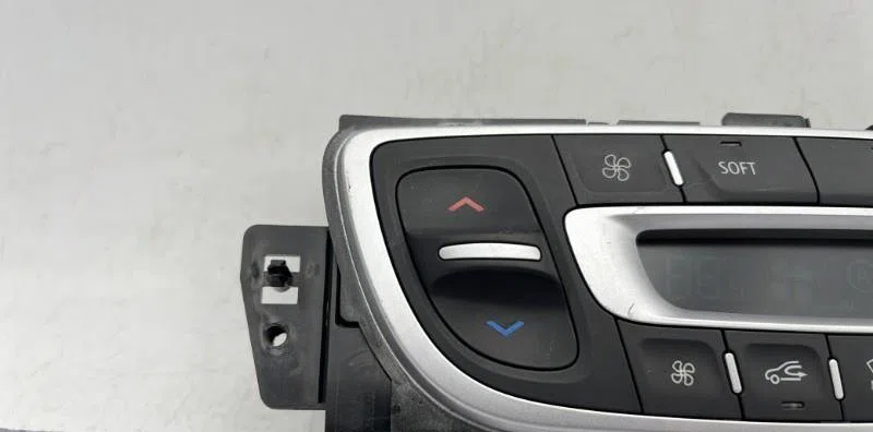 Commande de chauffage RENAULT MEGANE 3 PHASE 2 occasion