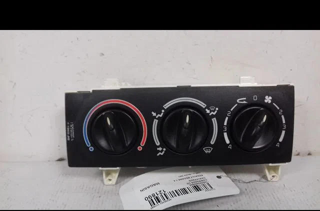 Commande de chauffage Renault MEGANE I Coupé (DA0-1_) 1.4 16v (da0d, da1h, da0w, da10) (1999-2003) occasion — photo 4