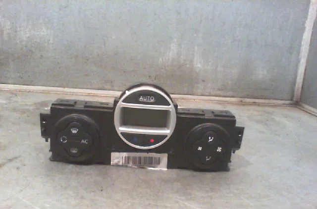 Commande de chauffage RENAULT MEGANE II 2007 occasion — photo 4