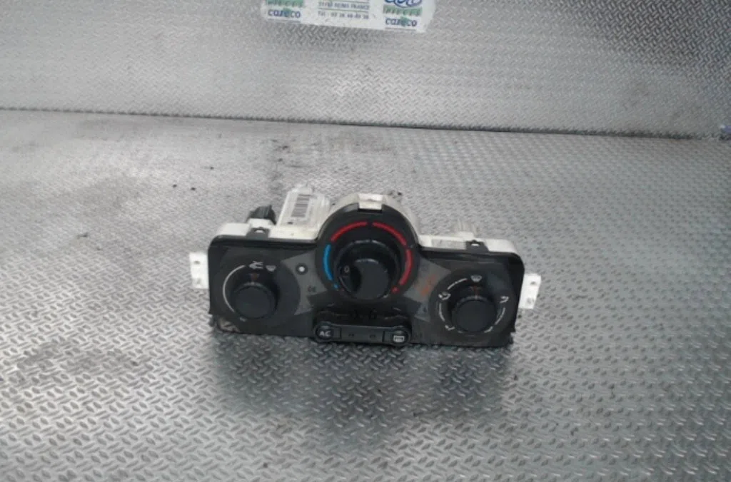 Commande de chauffage Renault MEGANE II (BM0-1_, CM0-1_) 1.5 dci (bm0f, bm0t, bm2b, cm0f, cm0t) (2002-2008) 5 portes occasion