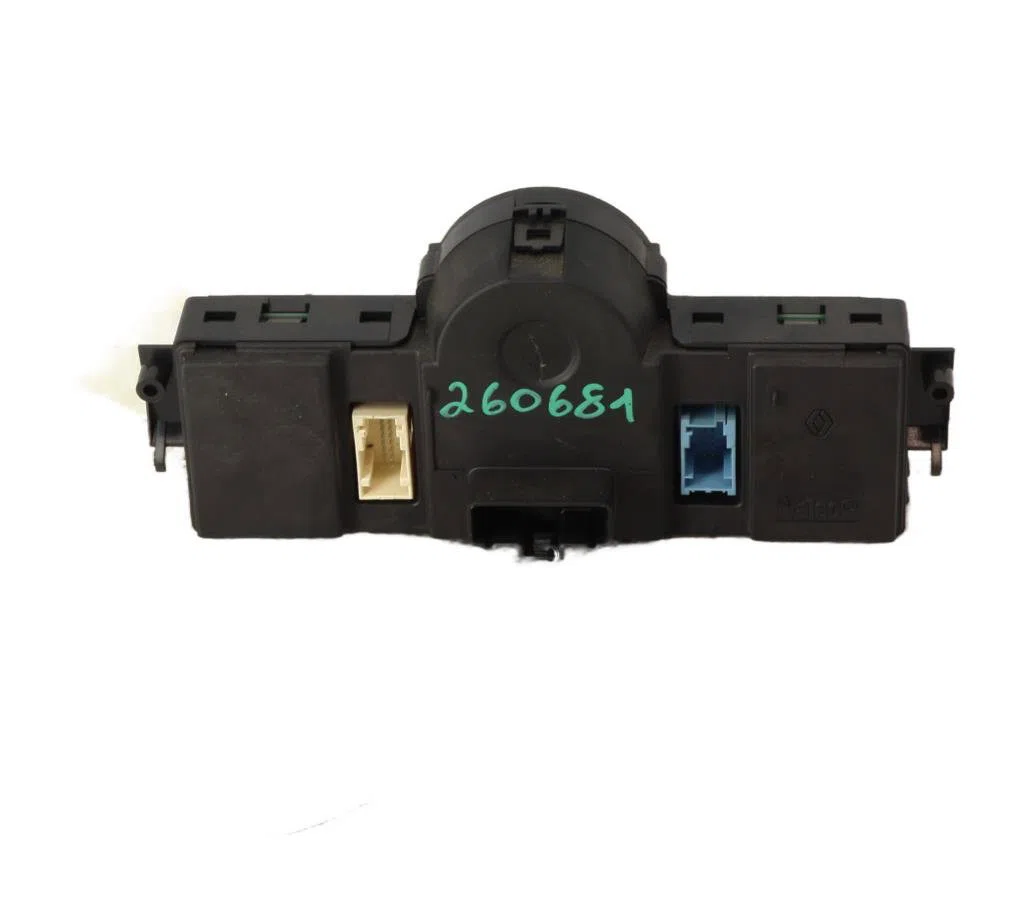 Commande de chauffage Renault MEGANE II (BM0-1_, CM0-1_) 1.5 dci (bm0f, bm0t, bm2b, cm0f, cm0t) (2002-2008) 5 portes occasion — photo 2