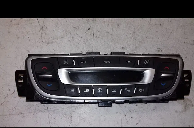 Commande de chauffage Renault MEGANE III 3-5 portes (BZ0-1_, B3_) 1.2 tce (bz2b, bz11) (2012-2015) 5 portes occasion — photo 3