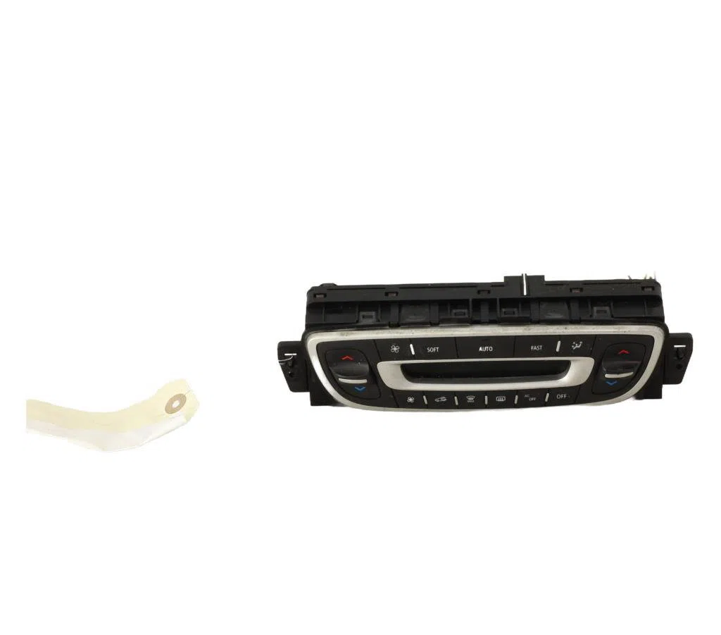 Commande de chauffage Renault MEGANE III 3-5 portes (BZ0-1_, B3_) 1.5 dci (2009) 5 portes occasion