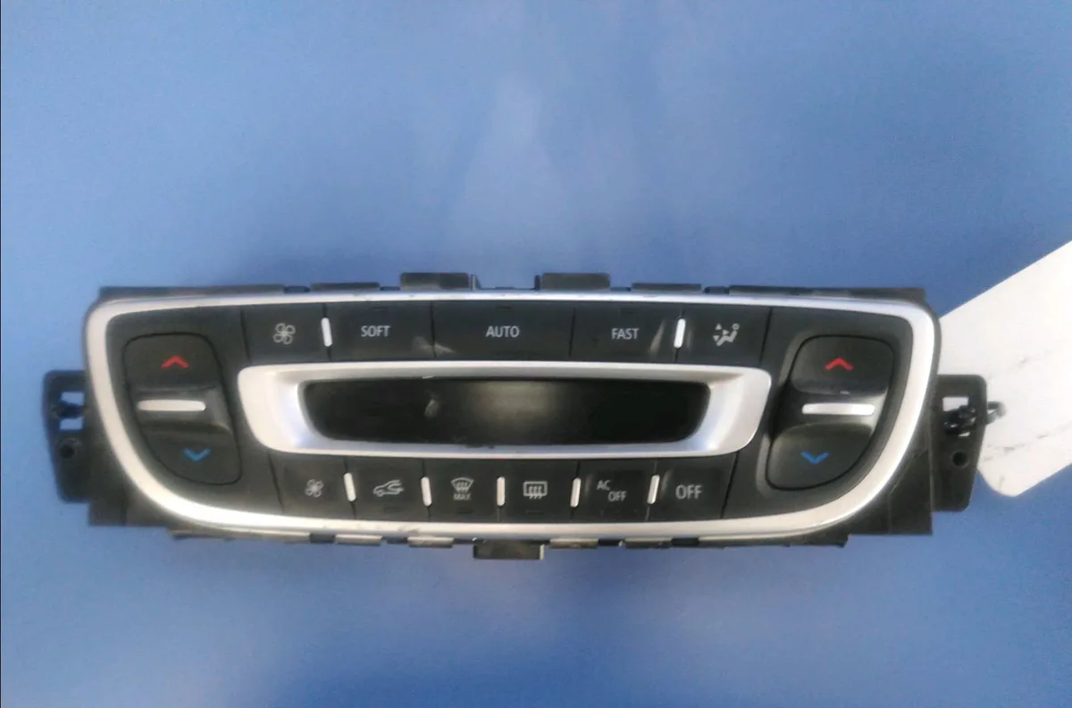 Commande de chauffage Renault MEGANE III Coupé (DZ0-1_) 1.5 dci (dz0a) (2008-2015) occasion