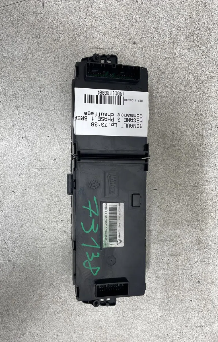 Commande de chauffage Renault MEGANE III Grandtour (KZ0-1) 1.5 dci (kz09, kz0d, kz1g, kz29, kz14, kz1w, kz10, kz1f,... (2009) 5 portes occasion — photo 2
