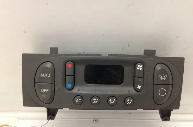 Commande de chauffage Renault MEGANE Scenic (JA0-1_) 1.6 16v (ja0b, ja04, ja11, ja00) (1998-1999) occasion — photo 3